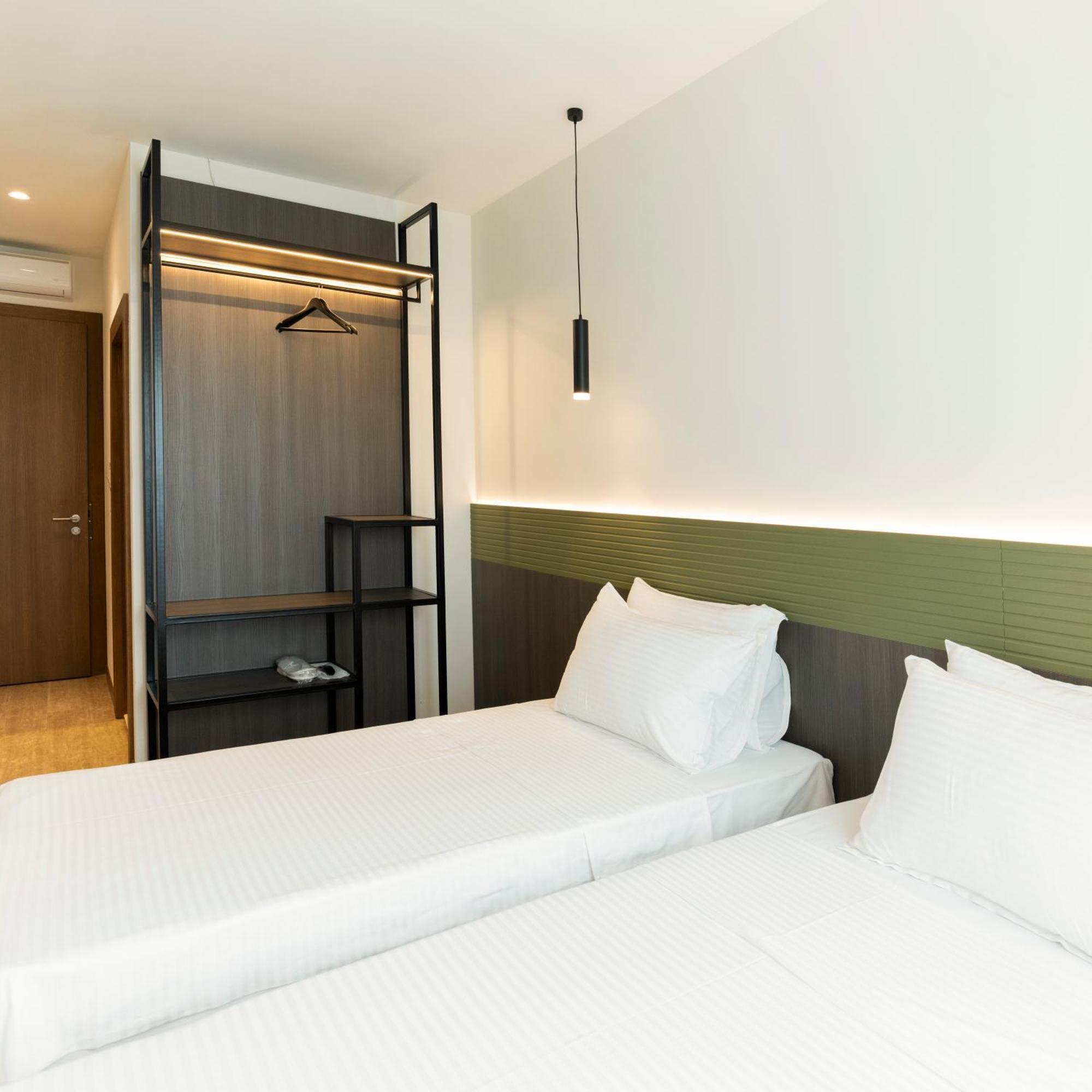 Star Hill Hotel พริสตีนา ภายนอก รูปภาพ