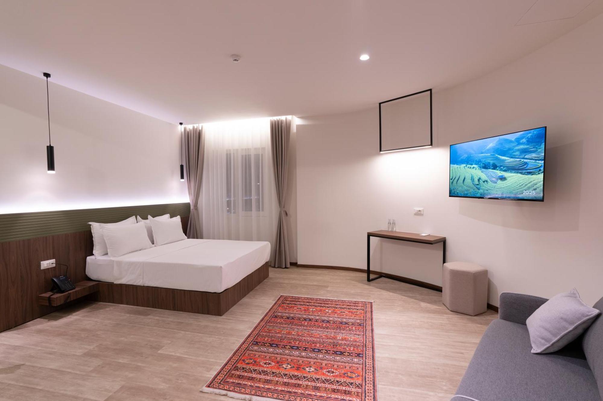 Star Hill Hotel พริสตีนา ภายนอก รูปภาพ